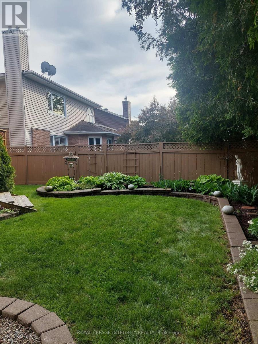 11 Rosethorn Way, Ottawa, Ontario  K2M 1P9 - Photo 50 - X12718670