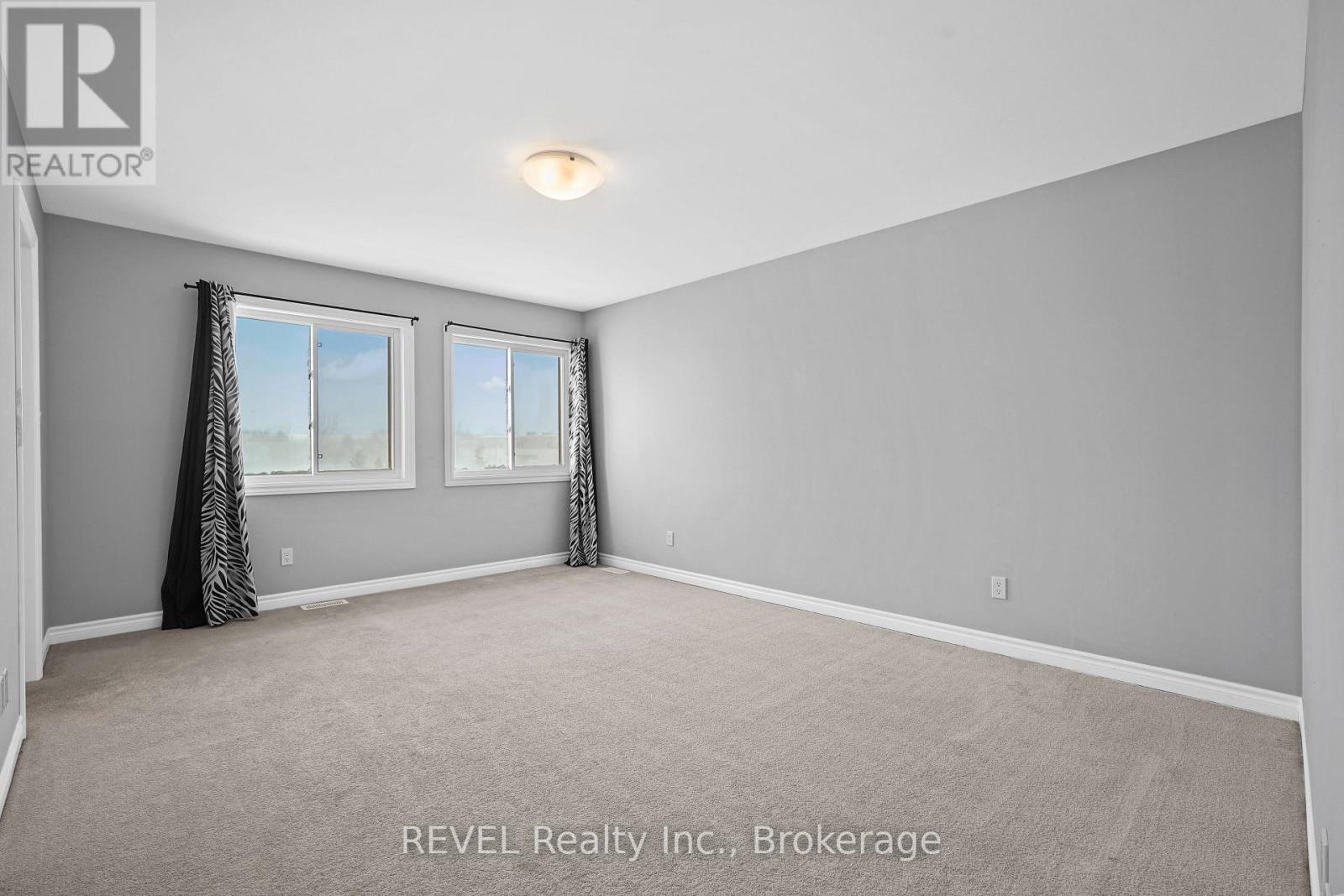 87 Renfrew Trail, Welland (N. Welland), Ontario L3C 0K2 - Photo 21 - X12718664