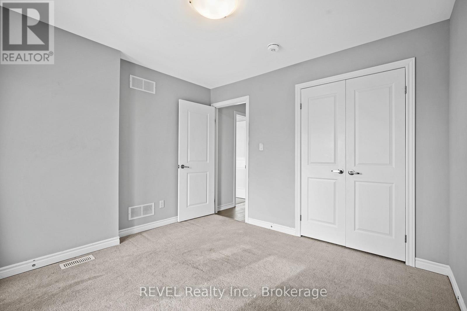 87 Renfrew Trail, Welland (N. Welland), Ontario L3C 0K2 - Photo 31 - X12718664