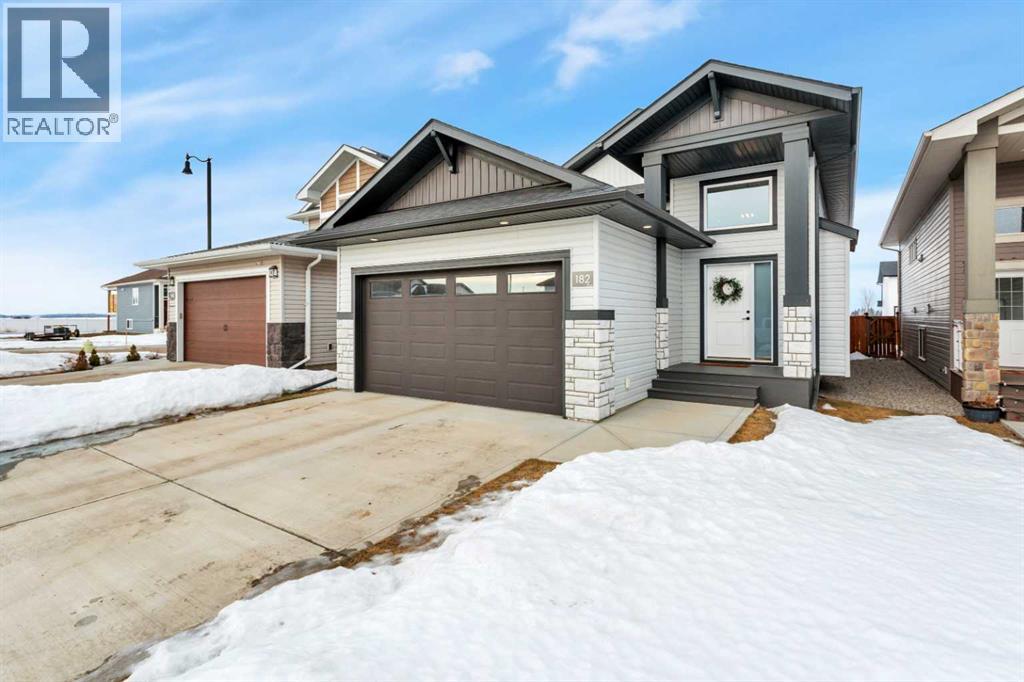 182 Norseman Close, penhold, Alberta