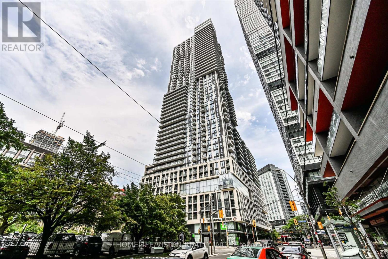 Property Listing: 821 - 251 Jarvis Street, Toronto (Church-Yonge Corridor), Ontario