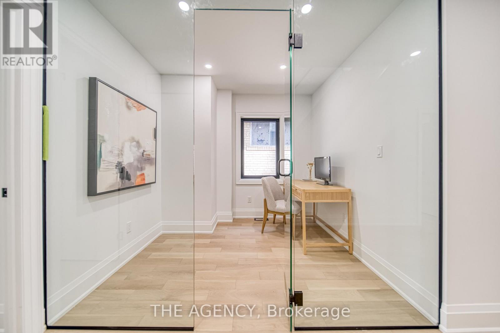 16 Duncannon Drive, Toronto, Ontario  M5P 2M1 - Photo 24 - C12718536