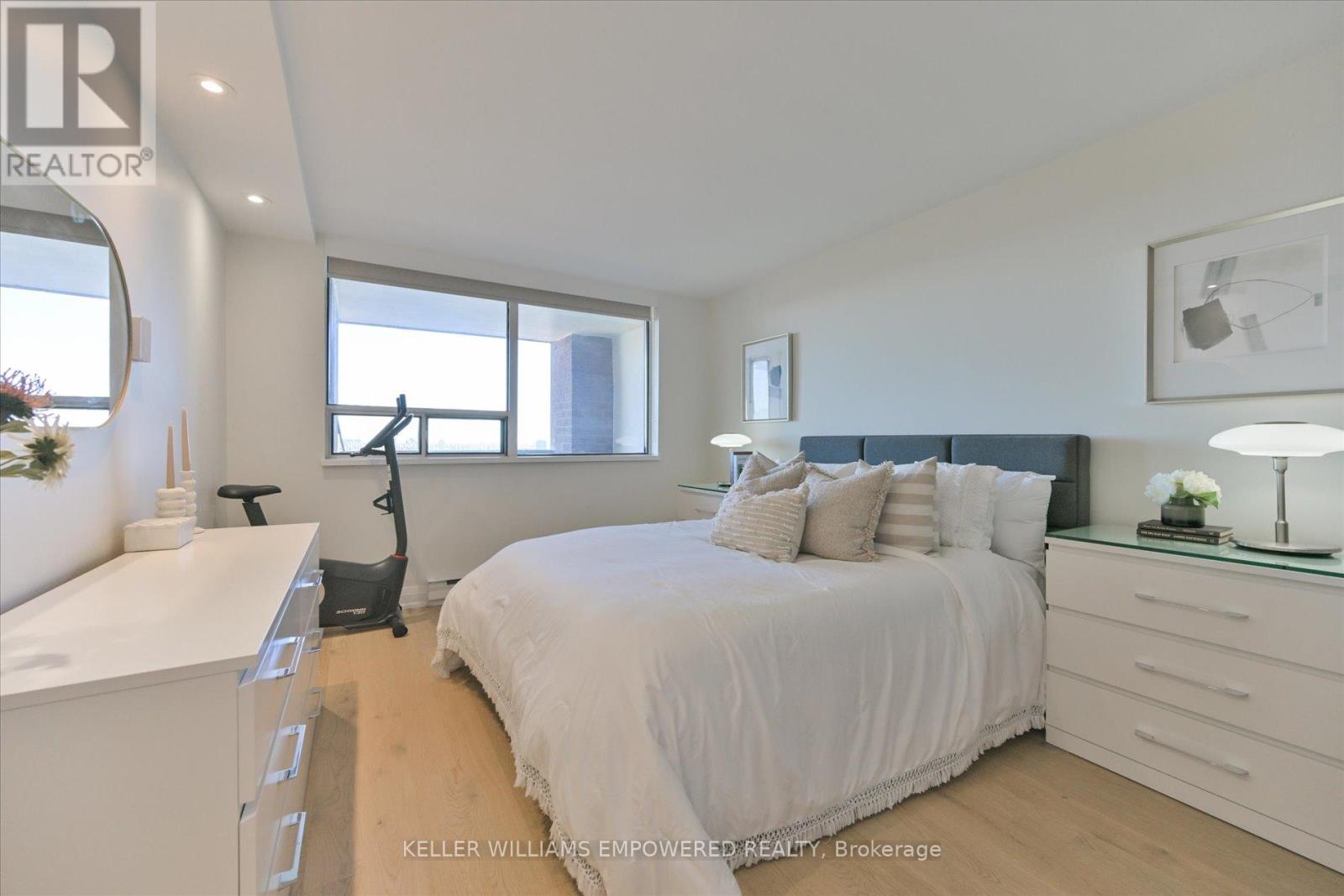 1612 - 914 Yonge Street, Toronto, Ontario  M4W 3C8 - Photo 16 - C12718640