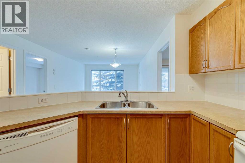 2114, 5200 44 Avenue Ne, Calgary, Alberta  T1Y 7L4 - Photo 5 - A2270040