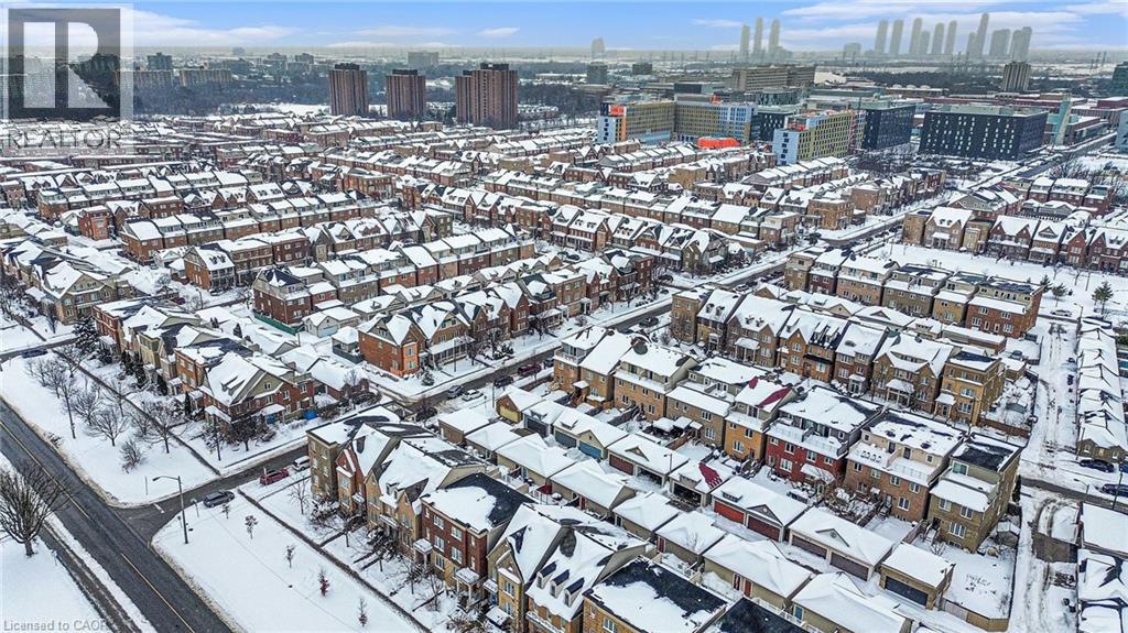 16 Leitch Avenue, North York, Ontario  M3J 3P2 - Photo 29 - 40800072