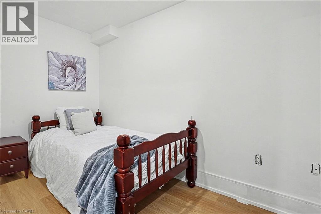 16 Leitch Avenue, North York, Ontario  M3J 3P2 - Photo 25 - 40800072