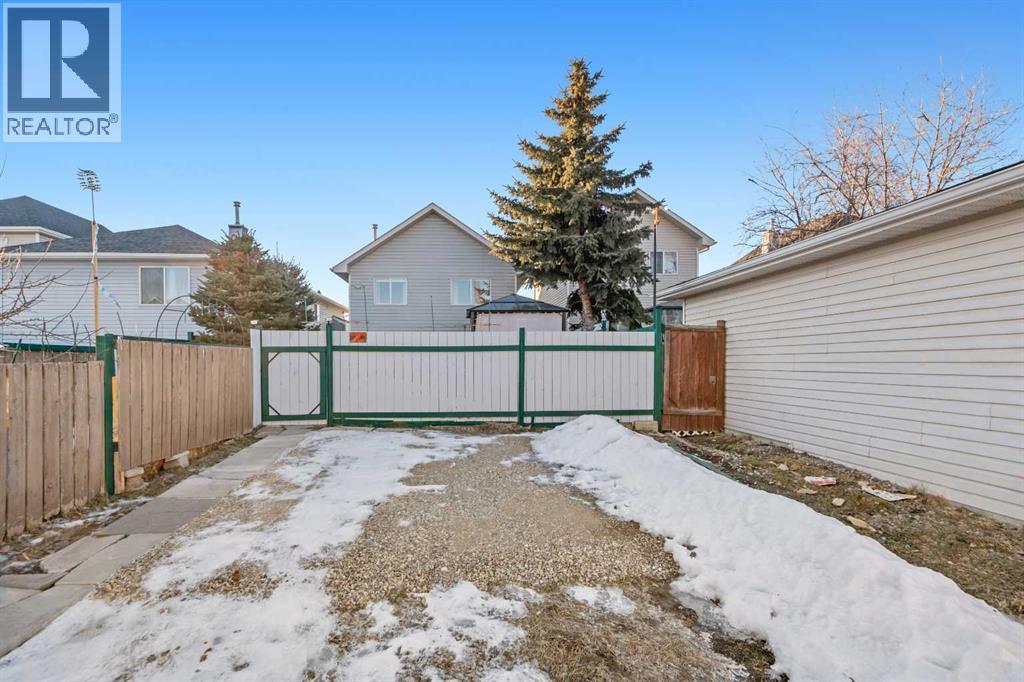 118 Bridleridge Way Sw, Calgary, Alberta  T2Y 4K8 - Photo 35 - A2280757