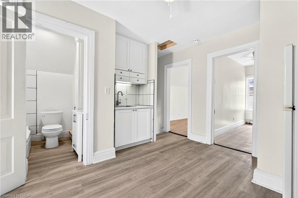 15 Warnock Street Unit# Upper, Cambridge, Ontario  N1R 2A7 - Photo 7 - 40800196