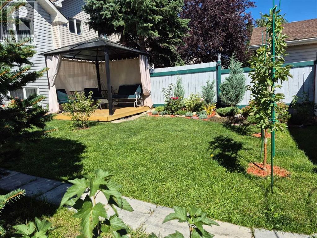 118 Bridleridge Way Sw, Calgary, Alberta  T2Y 4K8 - Photo 39 - A2280757