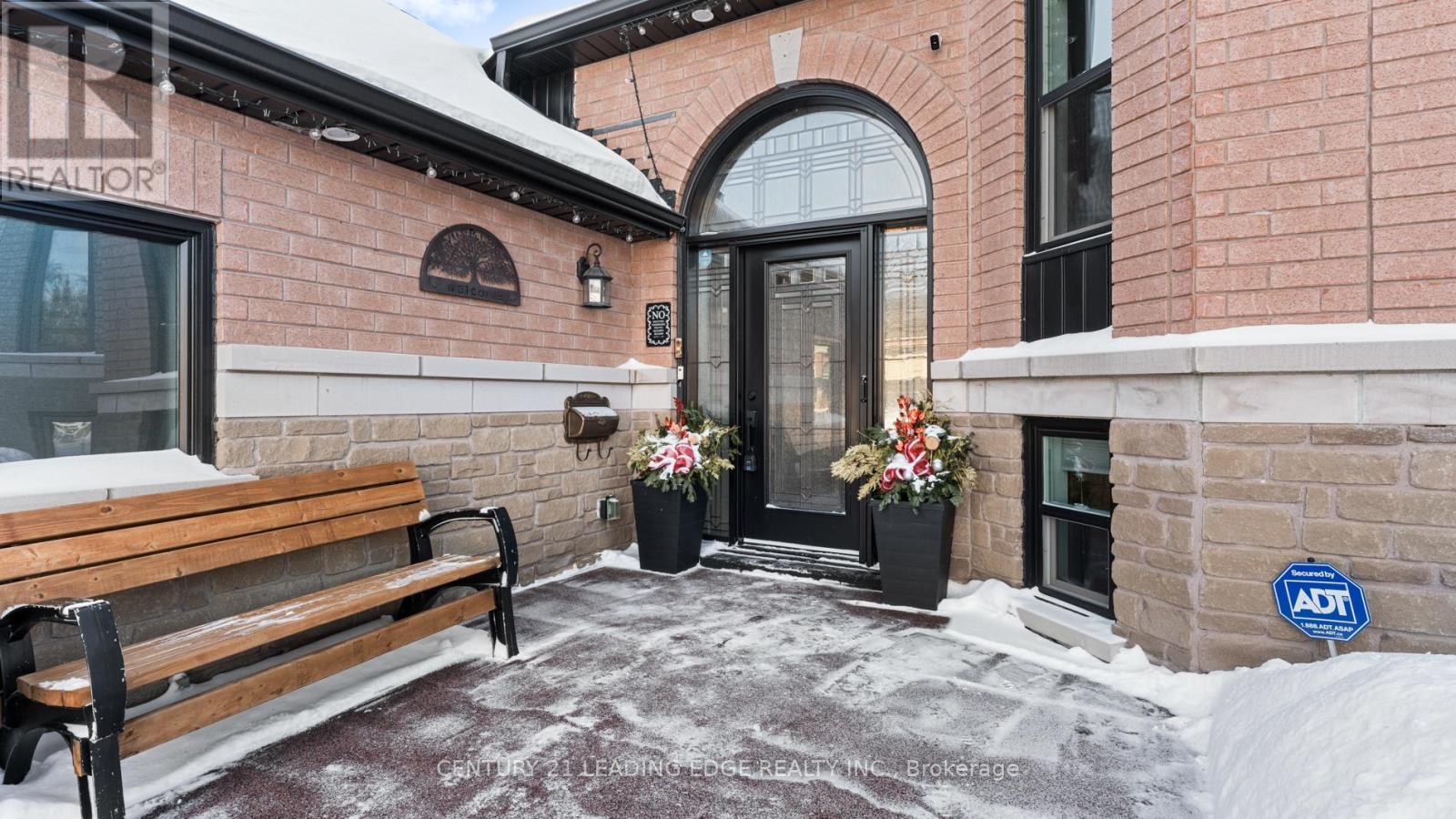 1814 Edenwood Drive, Oshawa, Ontario  L1G 7Y3 - Photo 2 - E12718516