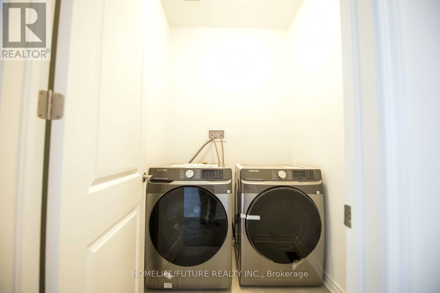 3309 Marchington Square, Pickering, Ontario  L1X 0T1 - Photo 15 - E12718564