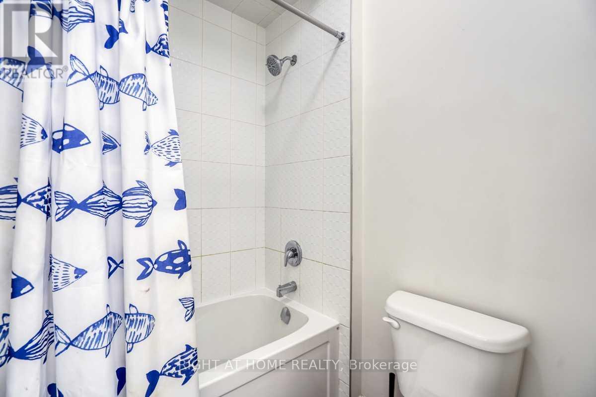 33 Auckland Drive, Whitby, Ontario  L1P 0H4 - Photo 17 - E12718580