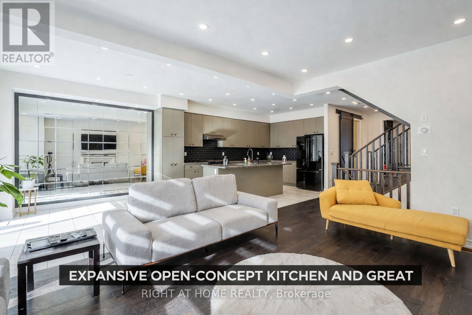 33 Auckland Drive, Whitby, Ontario  L1P 0H4 - Photo 7 - E12718580