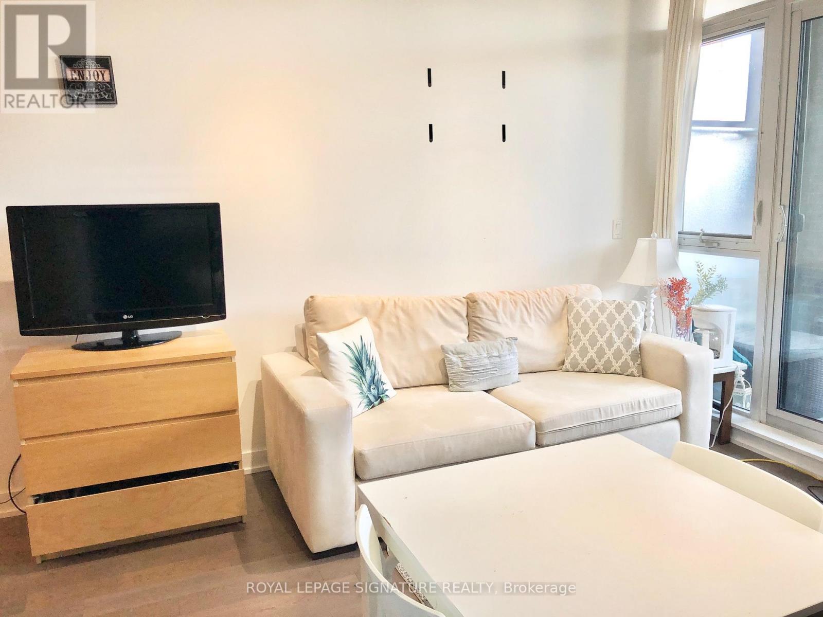 427 - 1190 Dundas Street E, Toronto, Ontario  M4M 0C5 - Photo 8 - E12718642