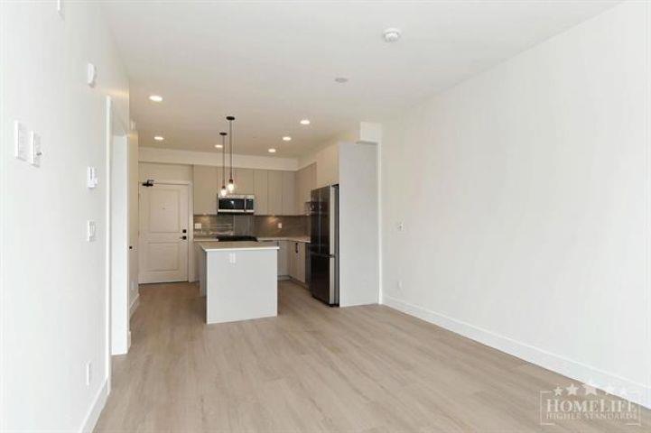 3528 146a Street, Surrey, British Columbia  V4P 1B2 - Photo 3 - R3082004