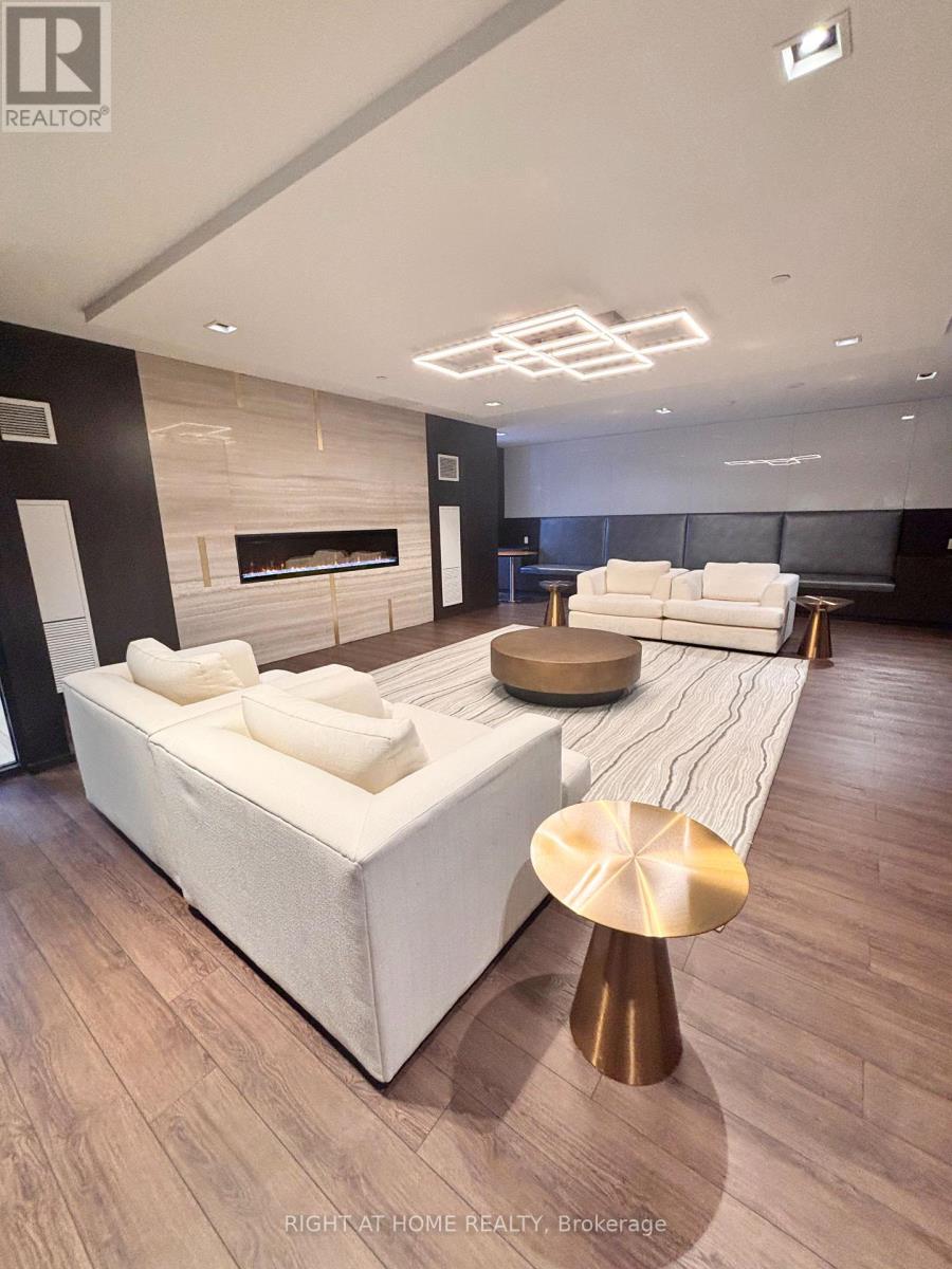 1704 - 9000 Jane Street, Vaughan, Ontario  L4K 0M6 - Photo 19 - N12718514