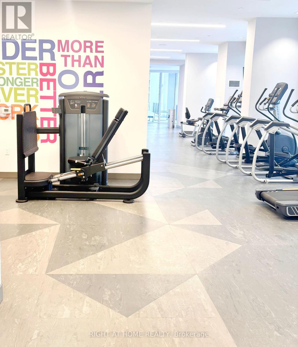 1704 - 9000 Jane Street, Vaughan, Ontario  L4K 0M6 - Photo 25 - N12718514