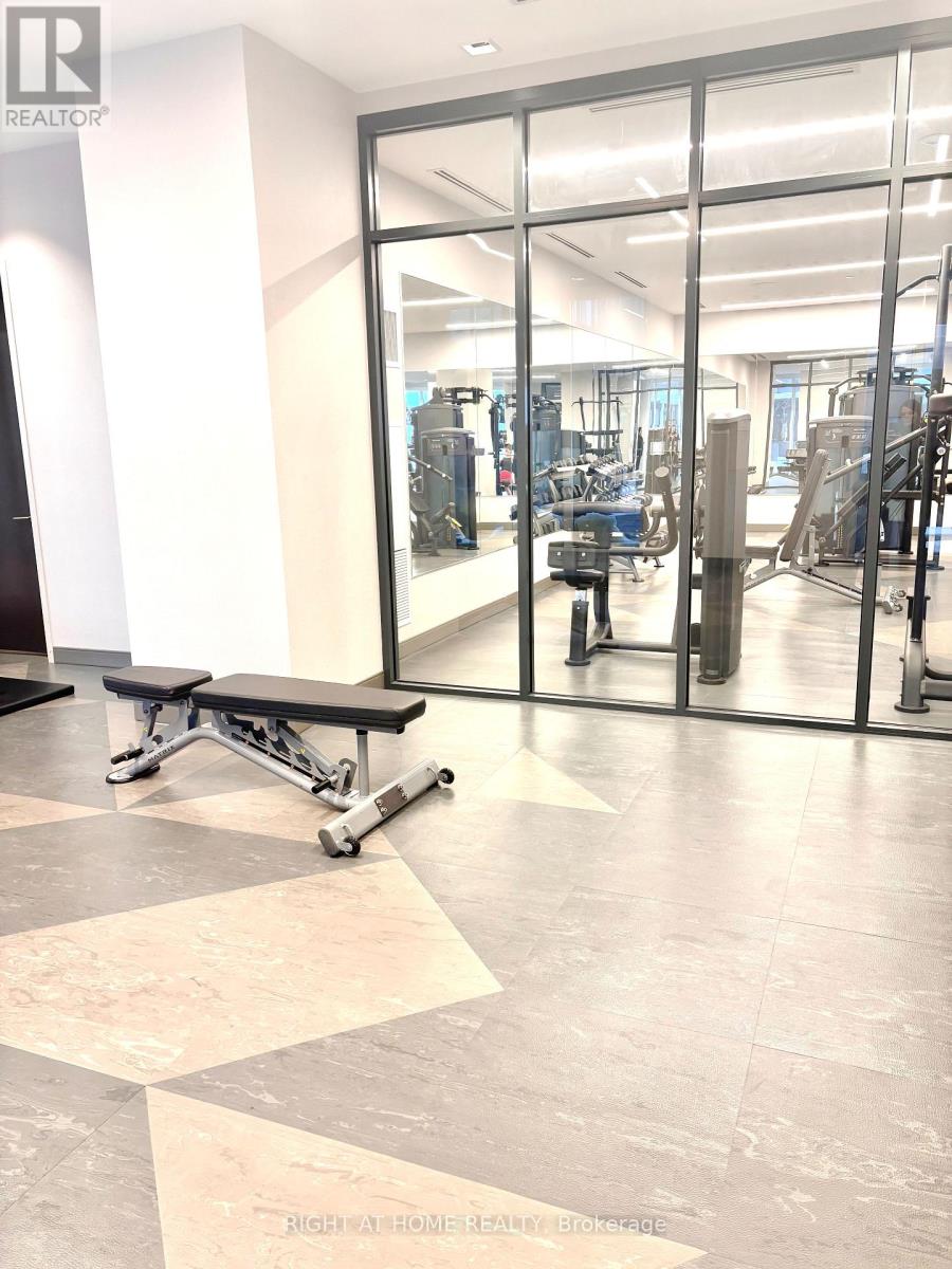 1704 - 9000 Jane Street, Vaughan, Ontario  L4K 0M6 - Photo 26 - N12718514