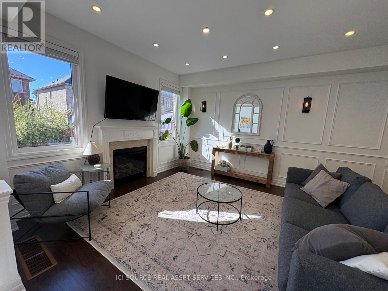 15 Grey Wing Avenue, Georgina, Ontario  L4P 0E8 - Photo 12 - N12718658