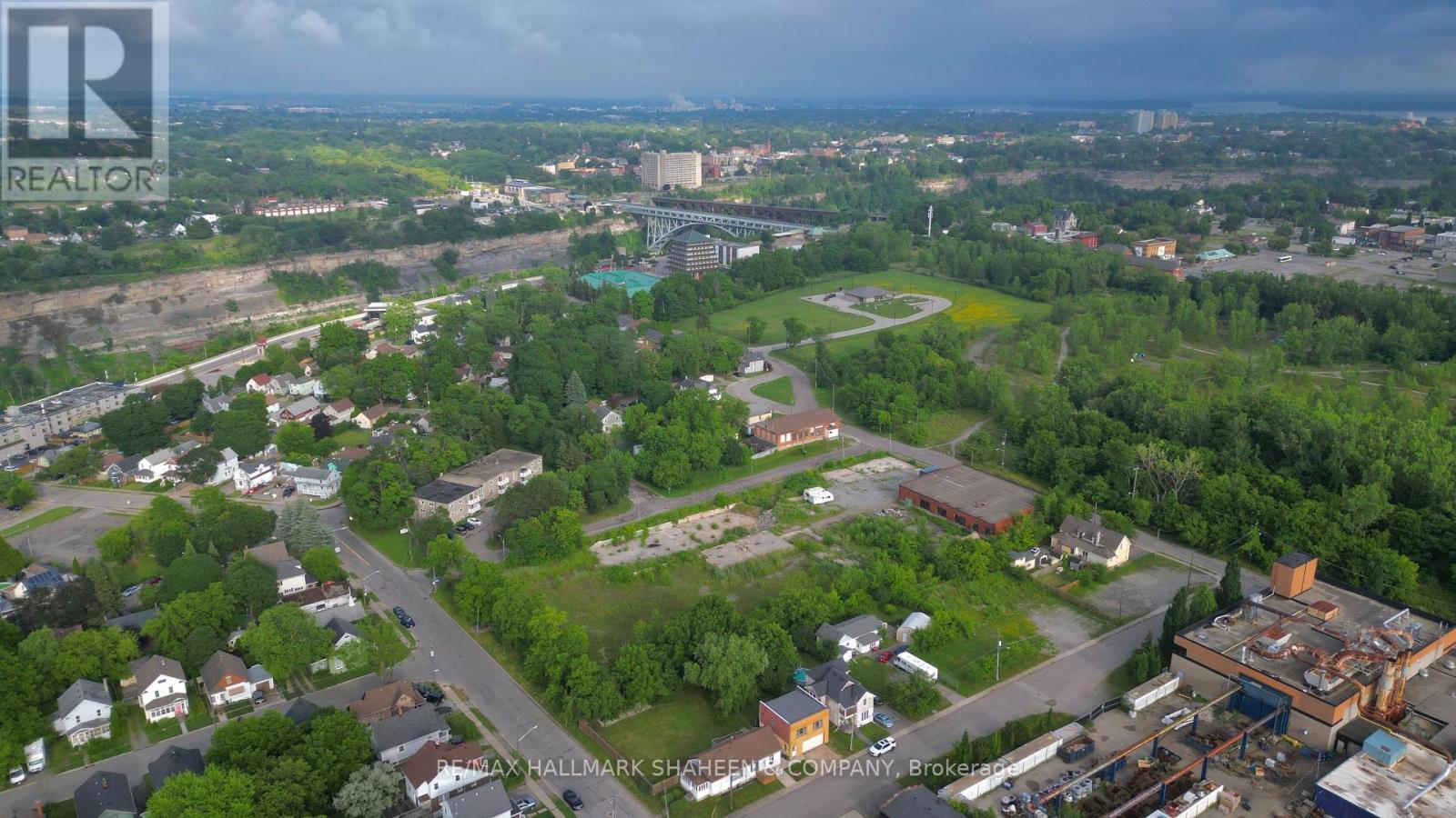 4415 Buttrey Street, Niagara Falls, Ontario  L2E 2X2 - Photo 18 - X12220445