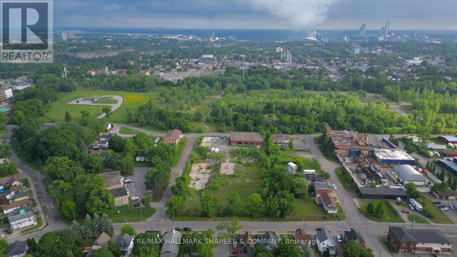 4415 Buttrey Street, Niagara Falls, Ontario  L2E 2X2 - Photo 20 - X12220445