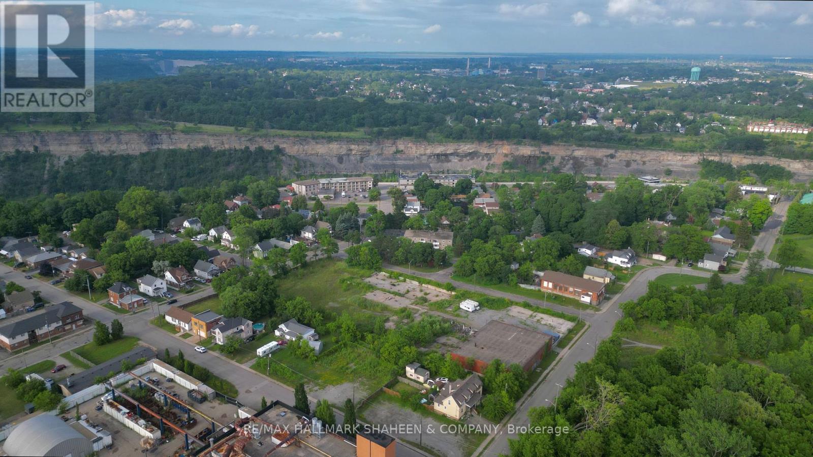 4415 Buttrey Street, Niagara Falls, Ontario  L2E 2X2 - Photo 17 - X12220445