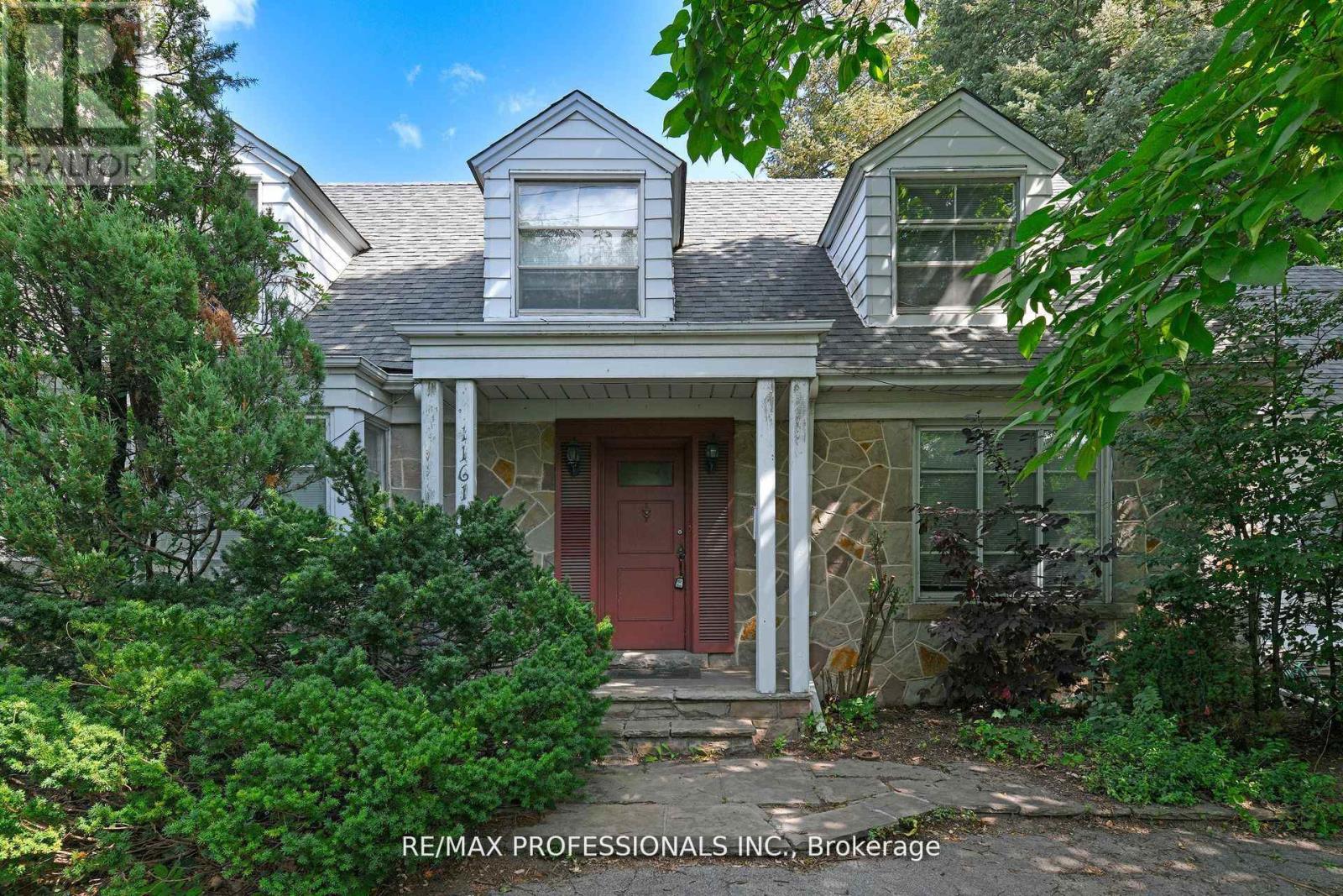 1161 ROYAL YORK ROAD, Toronto, Ontario