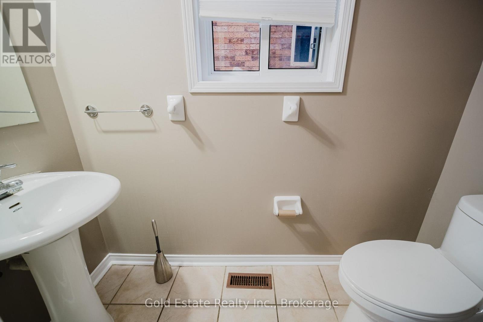 41 Wilmont Court, Brampton, Ontario  L6X 4Z4 - Photo 13 - W12718540