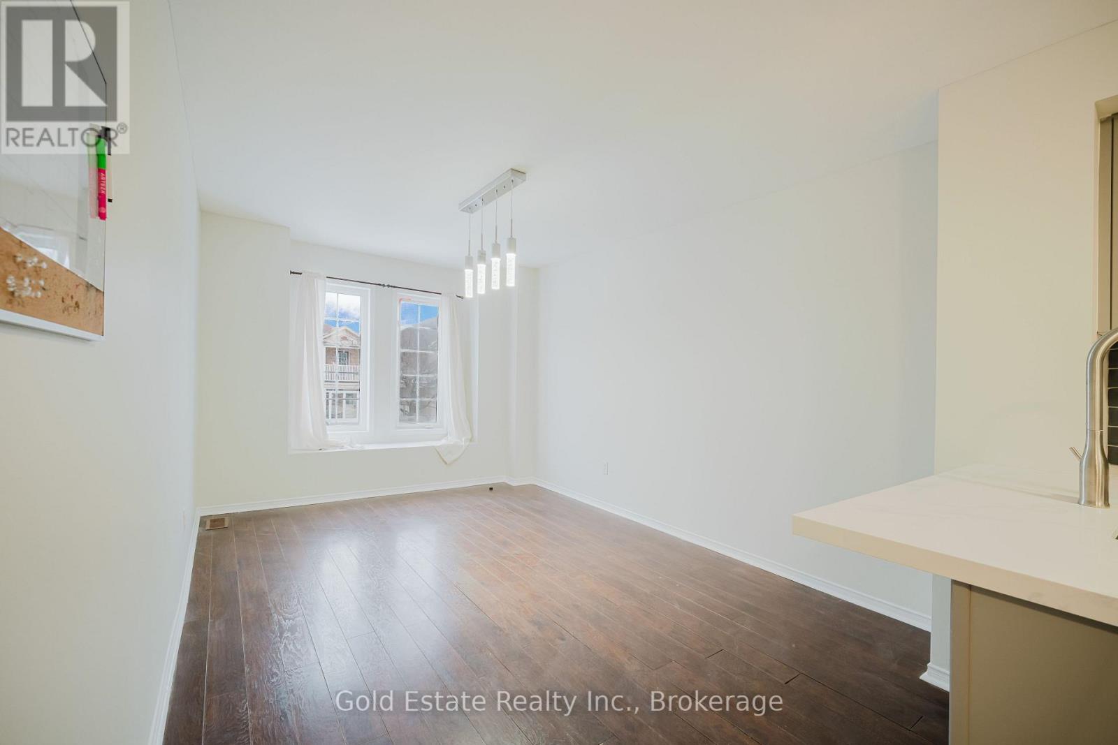 41 Wilmont Court, Brampton, Ontario  L6X 4Z4 - Photo 7 - W12718540