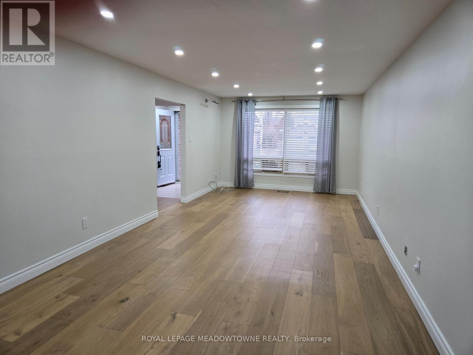 468 Gowland Crescent, Milton, Ontario  L9T 4E5 - Photo 6 - W12718552