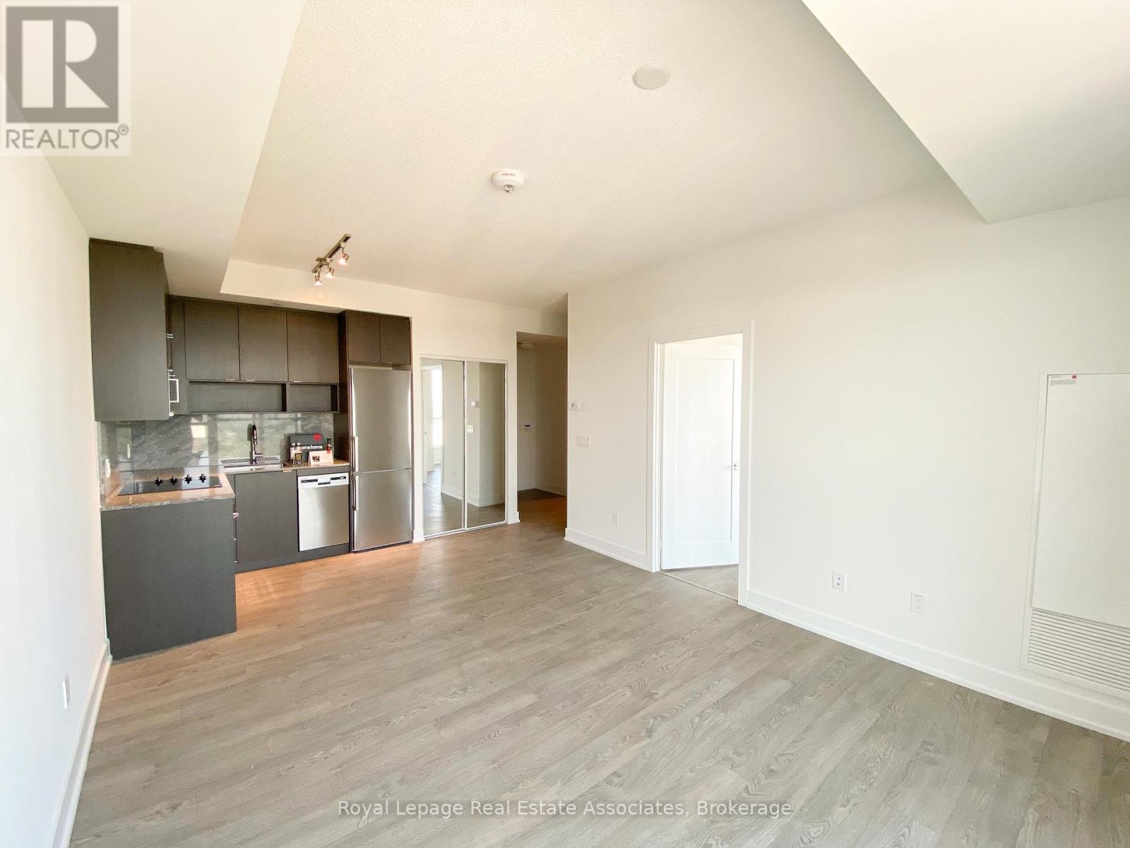 3603 - 7 Mabelle Avenue, Toronto, Ontario  M5T 0C9 - Photo 4 - W12718590