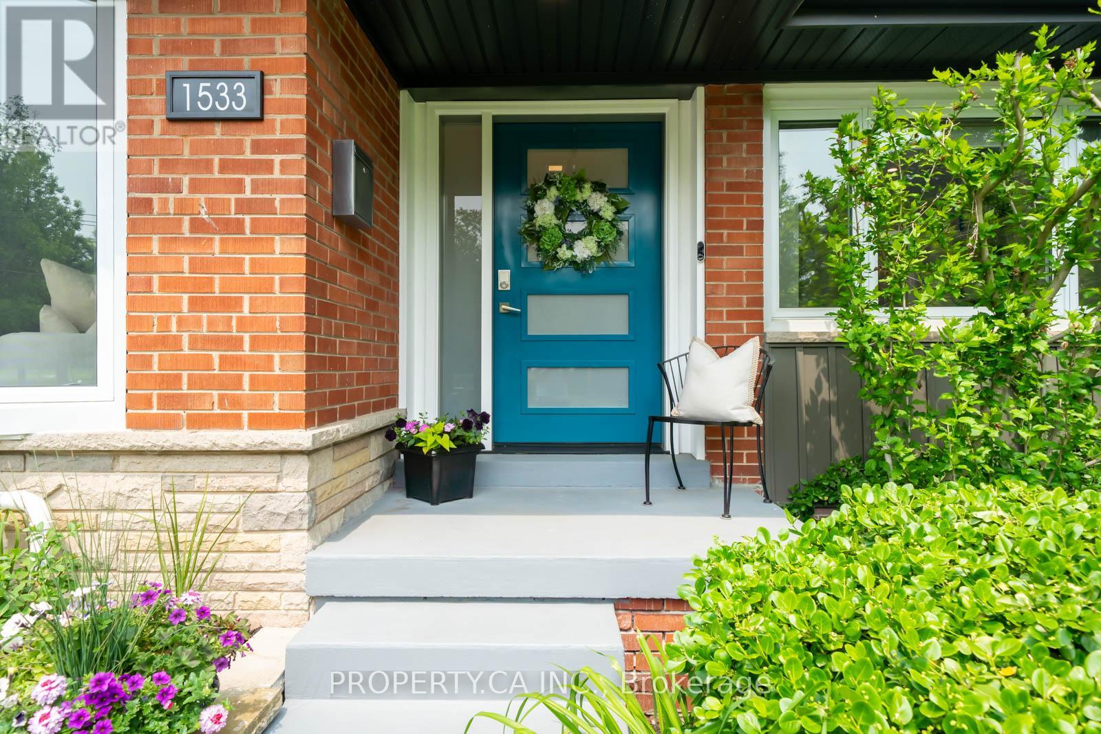 1533 Rometown Drive, Mississauga, Ontario  L5E 2T8 - Photo 50 - W12718604