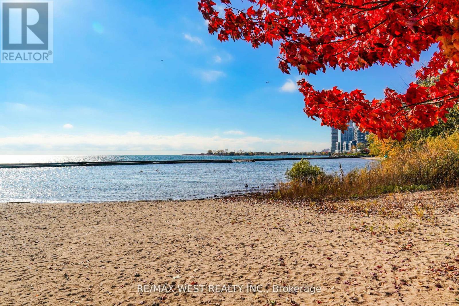 2102 - 1928 Lake Shore Boulevard, Toronto, Ontario  M6S 0B1 - Photo 10 - W12718650