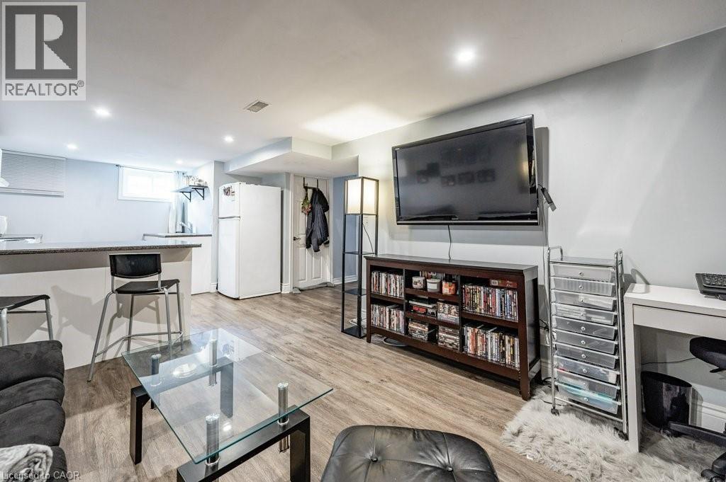 419 Talbot Street, Hamilton, Ontario  L8H 6T6 - Photo 22 - 40799648