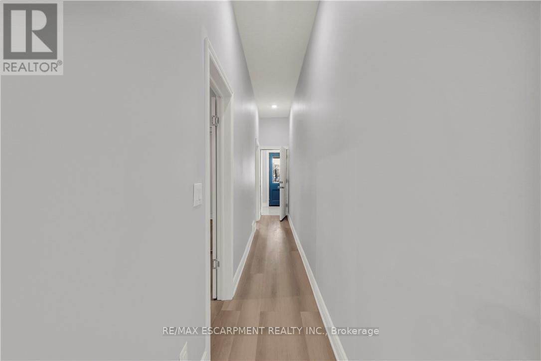 Main - 51 Wellington Street S, Hamilton, Ontario  L8N 2P9 - Photo 5 - X12718622