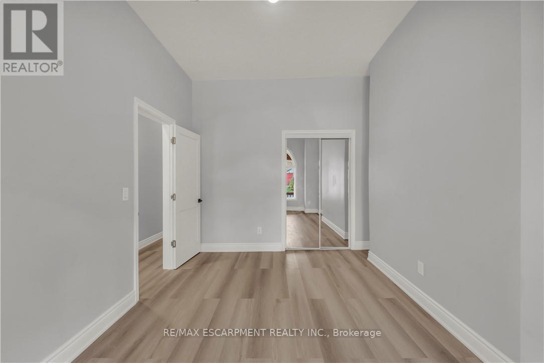 Main - 51 Wellington Street S, Hamilton, Ontario  L8N 2P9 - Photo 6 - X12718622