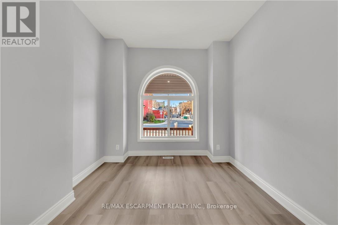 Main - 51 Wellington Street S, Hamilton, Ontario  L8N 2P9 - Photo 7 - X12718622