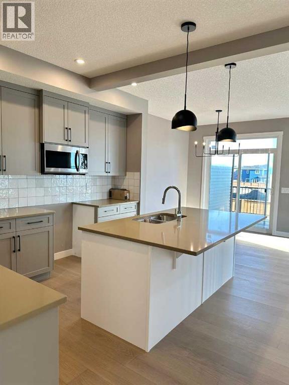 99 Waterford Mews, Chestermere, Alberta  T1X 3B7 - Photo 4 - A2276924