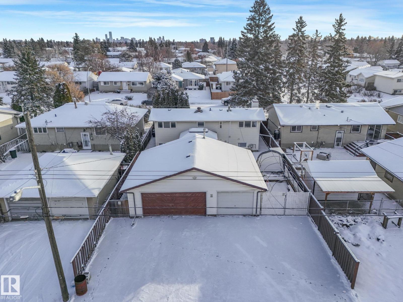 10936 165 St Nw, Edmonton, Alberta  T5P 3T7 - Photo 9 - E4470565