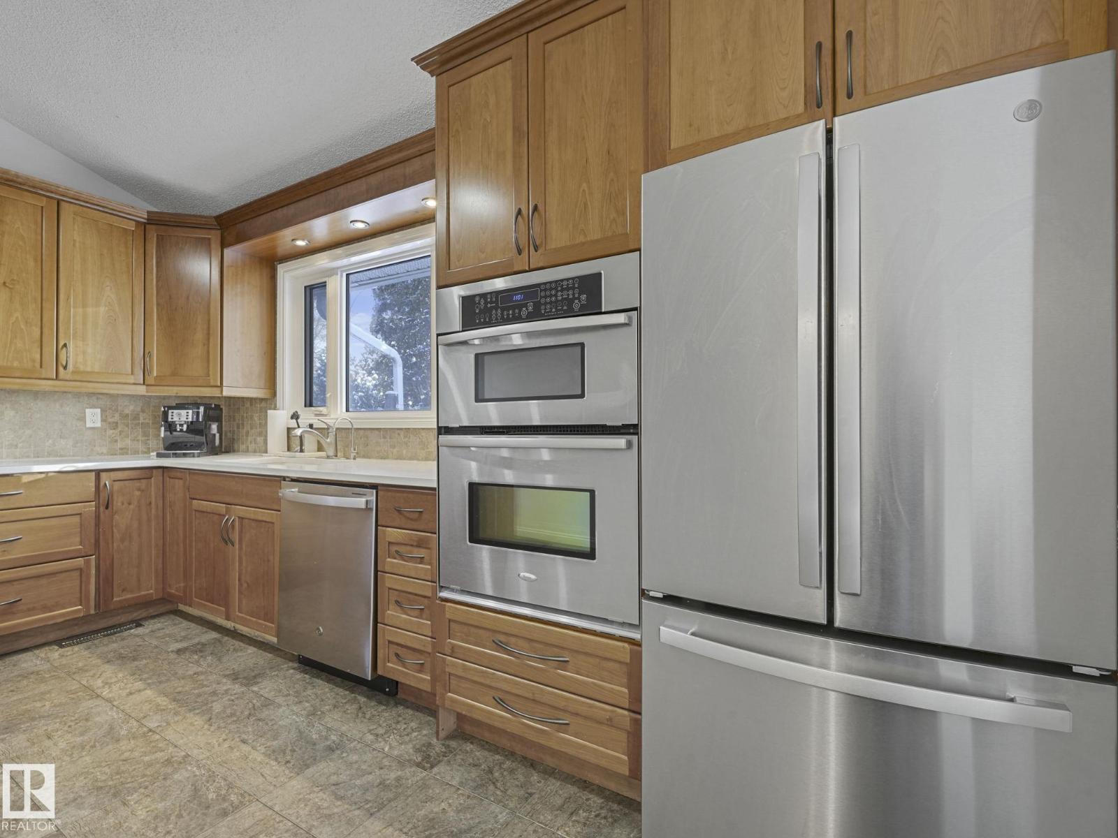 10936 165 St Nw, Edmonton, Alberta  T5P 3T7 - Photo 38 - E4470565