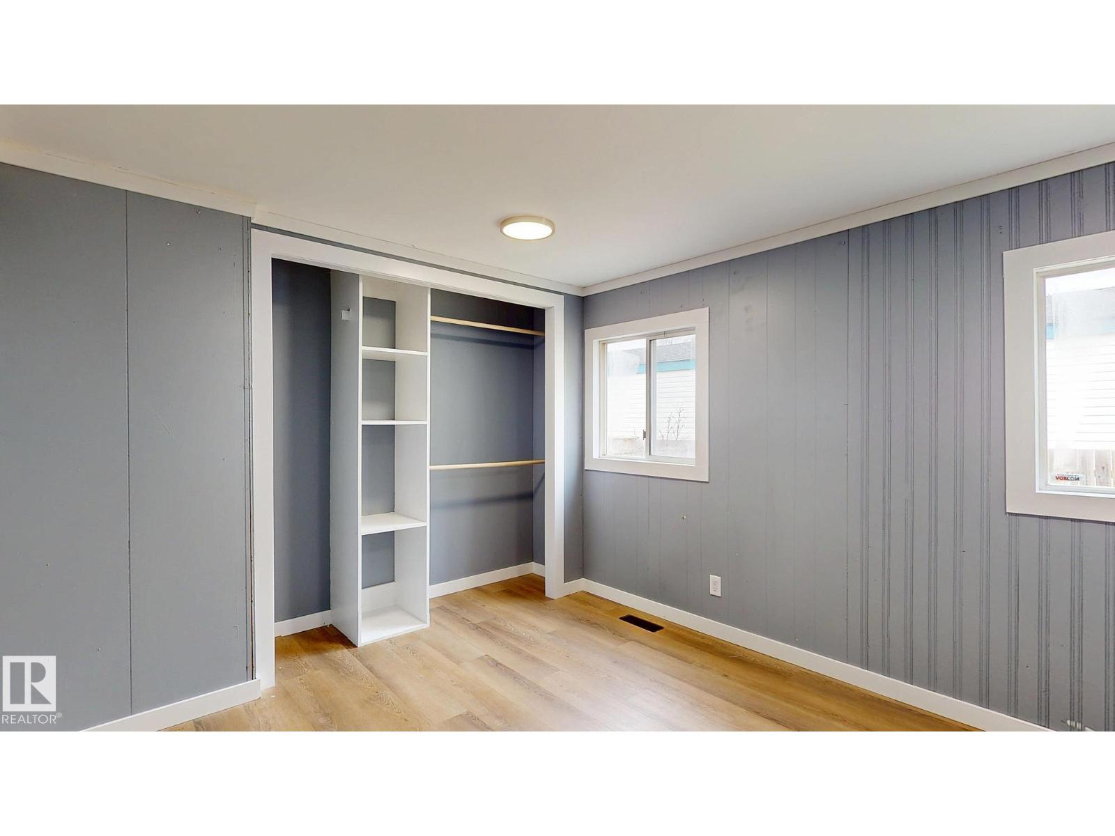 22 West View Bv Nw, Edmonton, Alberta  T5S 1T5 - Photo 20 - E4470681