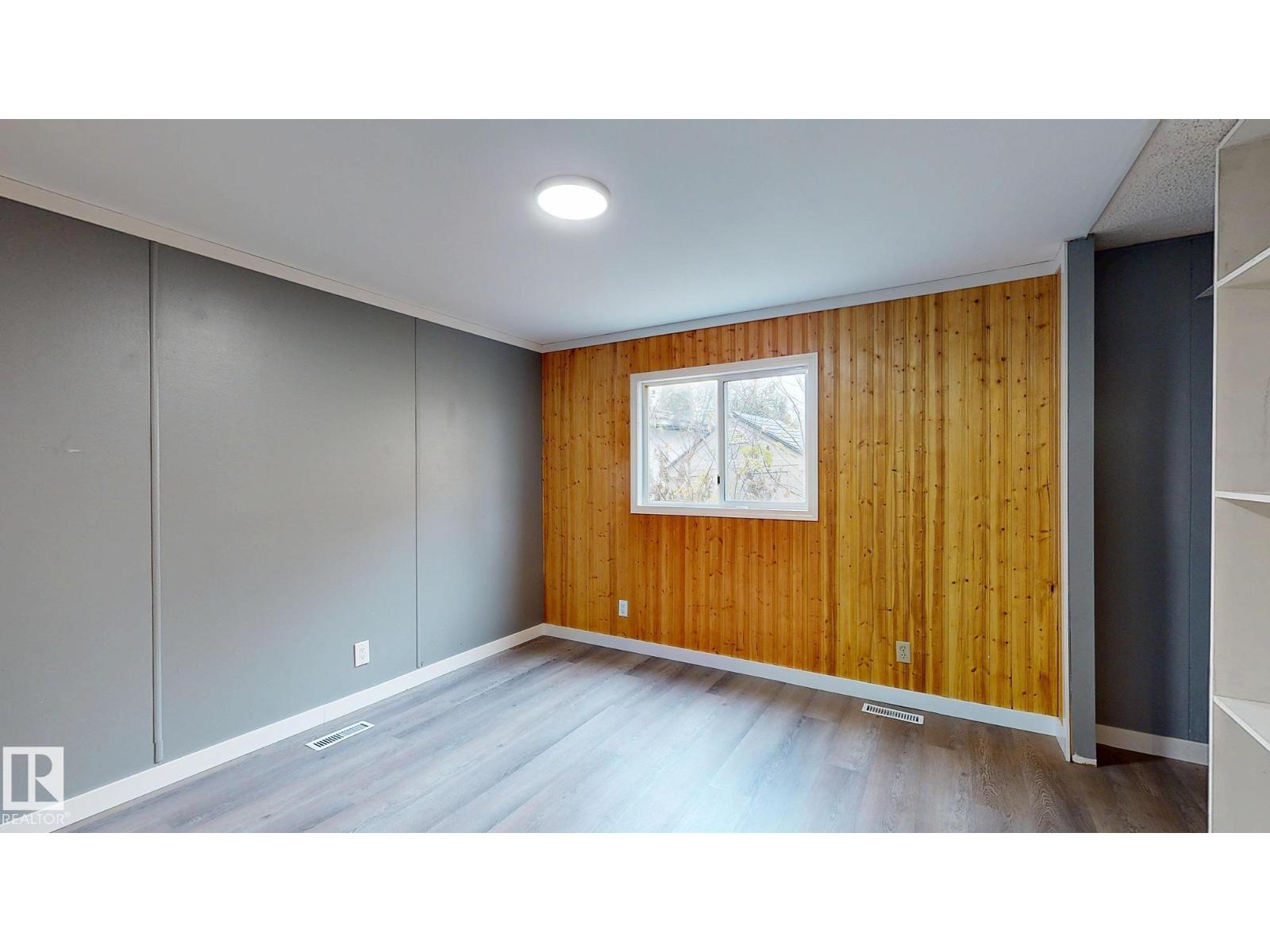 22 West View Bv Nw, Edmonton, Alberta  T5S 1T5 - Photo 33 - E4470681