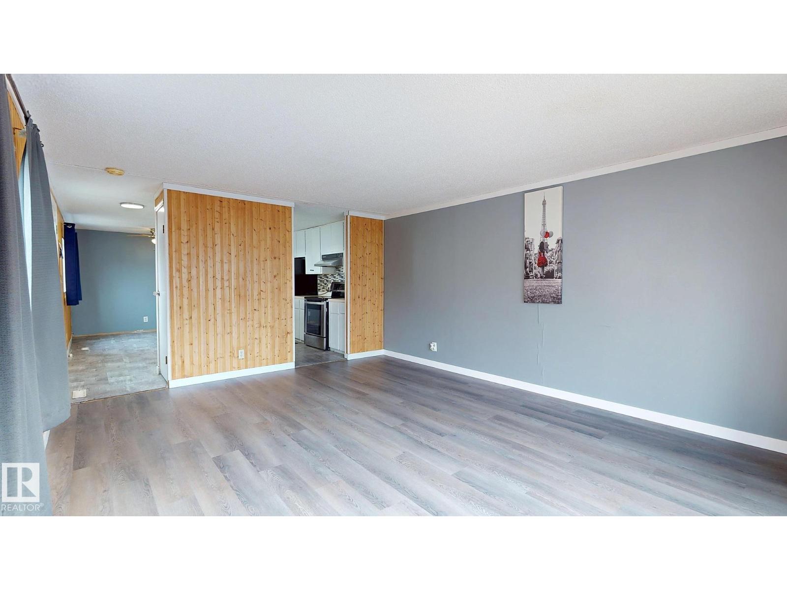 22 West View Bv Nw, Edmonton, Alberta  T5S 1T5 - Photo 9 - E4470681