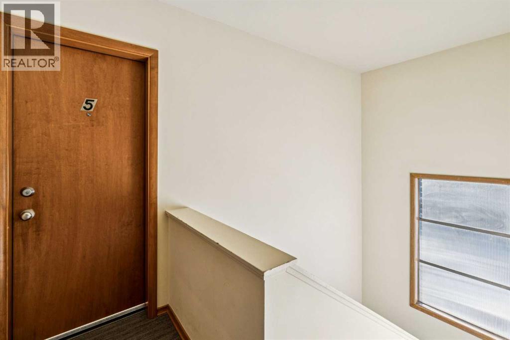 111 27 Avenue Nw, Calgary, Alberta  T2M 2H3 - Photo 18 - A2279499