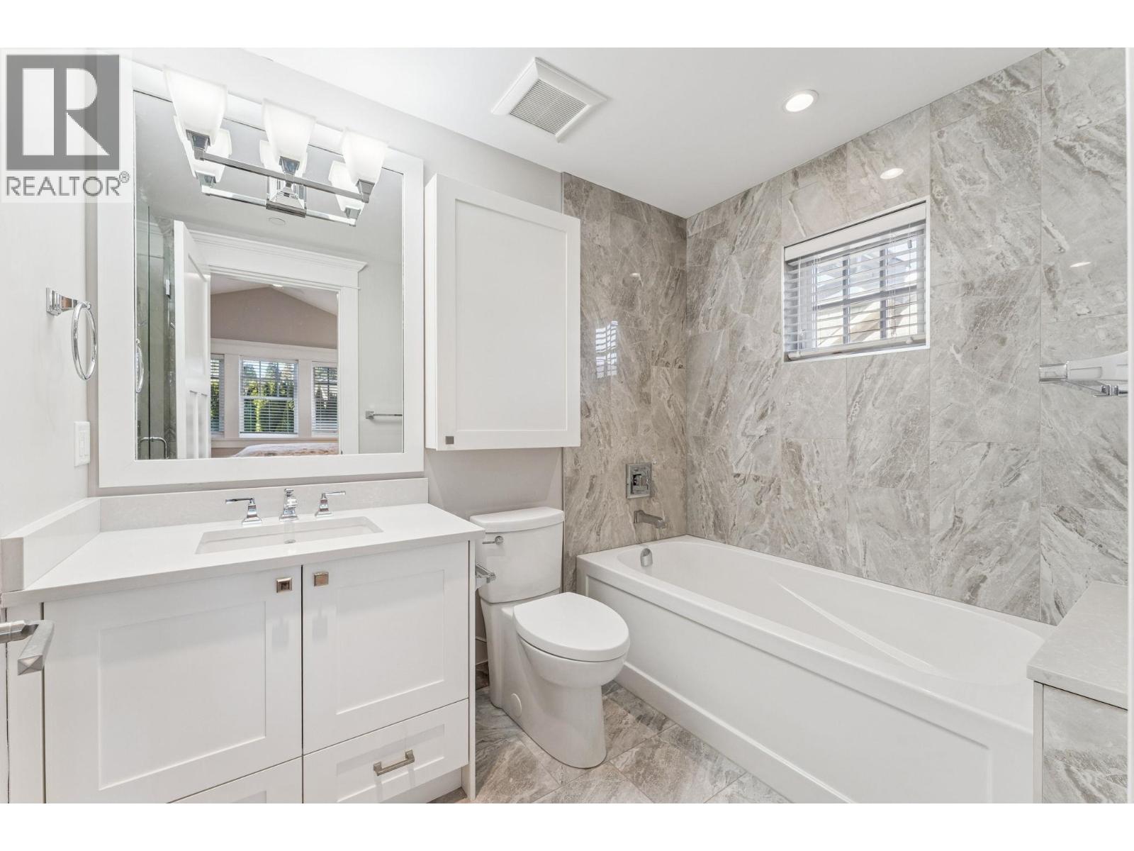 1155 12th Street, West Vancouver, British Columbia  V7T 2N4 - Photo 16 - R3081801