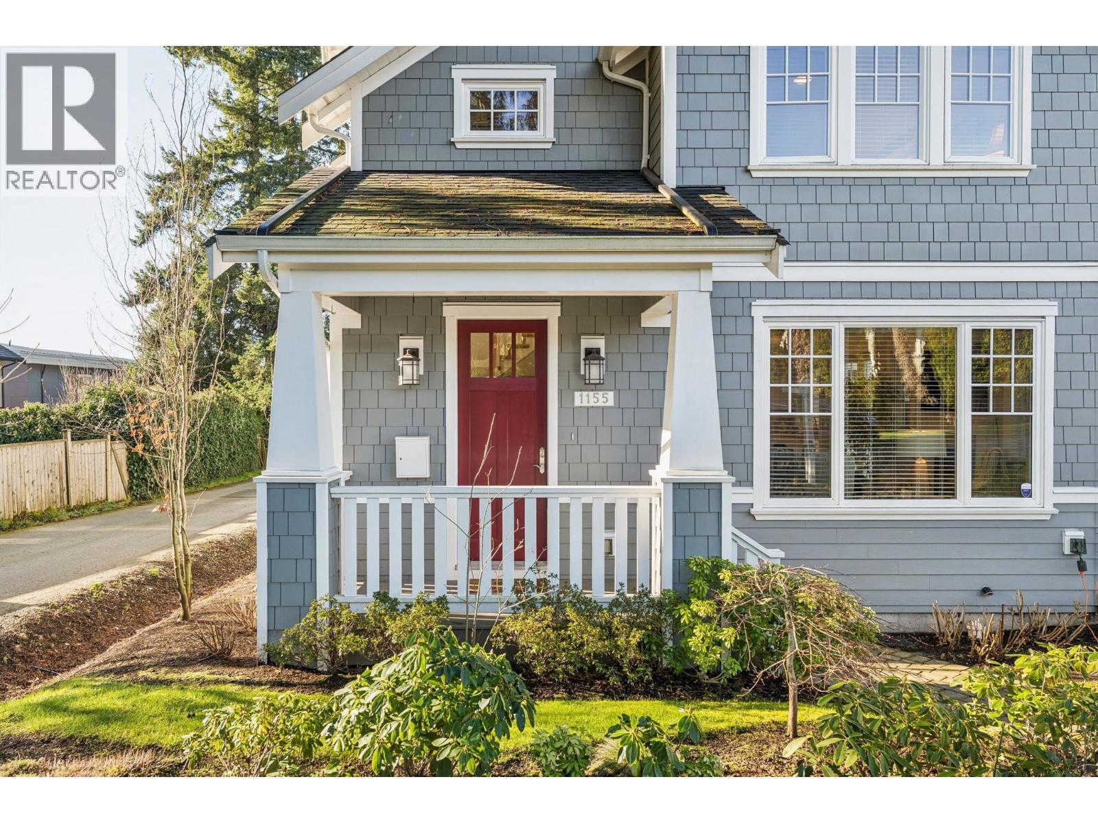 1155 12th Street, West Vancouver, British Columbia  V7T 2N4 - Photo 2 - R3081801