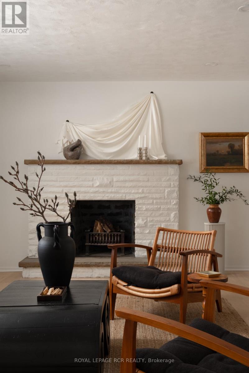 922 The Grange Side Road, Caledon, Ontario  L7K 1G5 - Photo 5 - W12718512