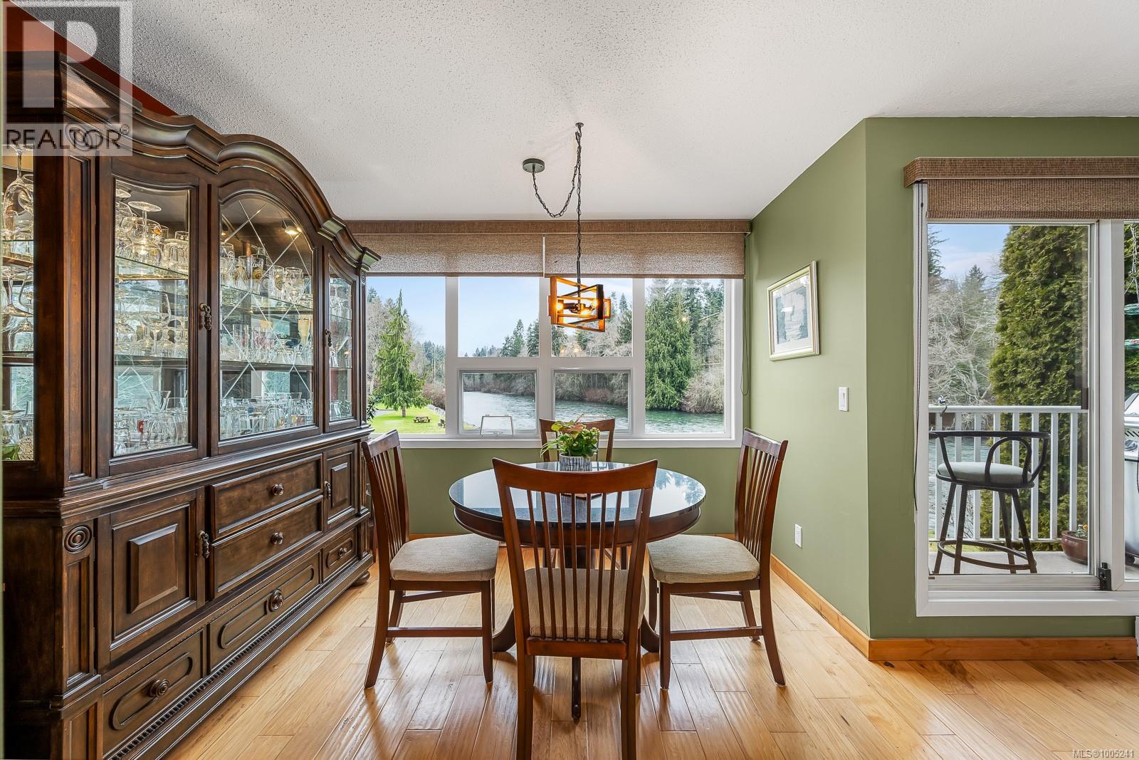 217 205 1st St, Courtenay, British Columbia  V9N 1A5 - Photo 7 - 1005241