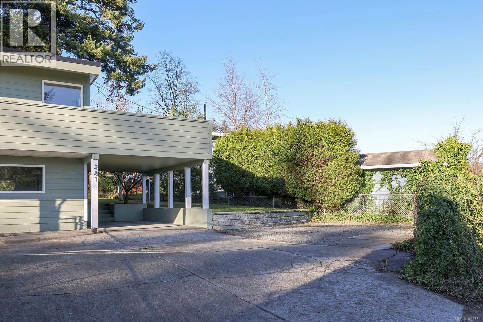 201 Mccarthy St, Campbell River, British Columbia  V9W 2R4 - Photo 32 - 1023751
