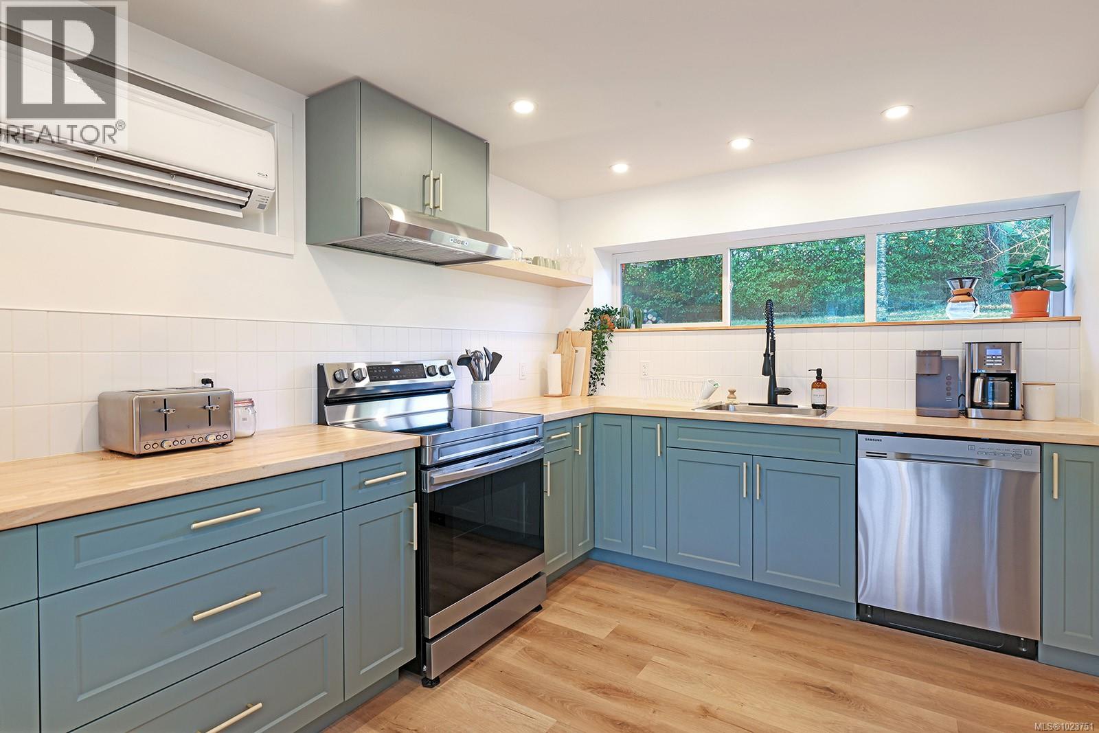 201 Mccarthy St, Campbell River, British Columbia  V9W 2R4 - Photo 27 - 1023751